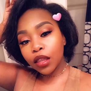 Meet your Posher, Malea